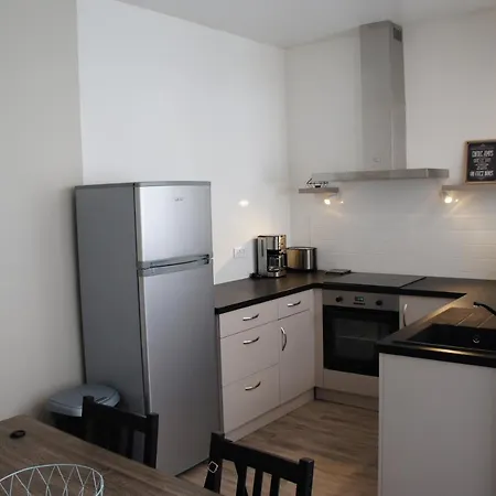 Maison A A 200m De La *